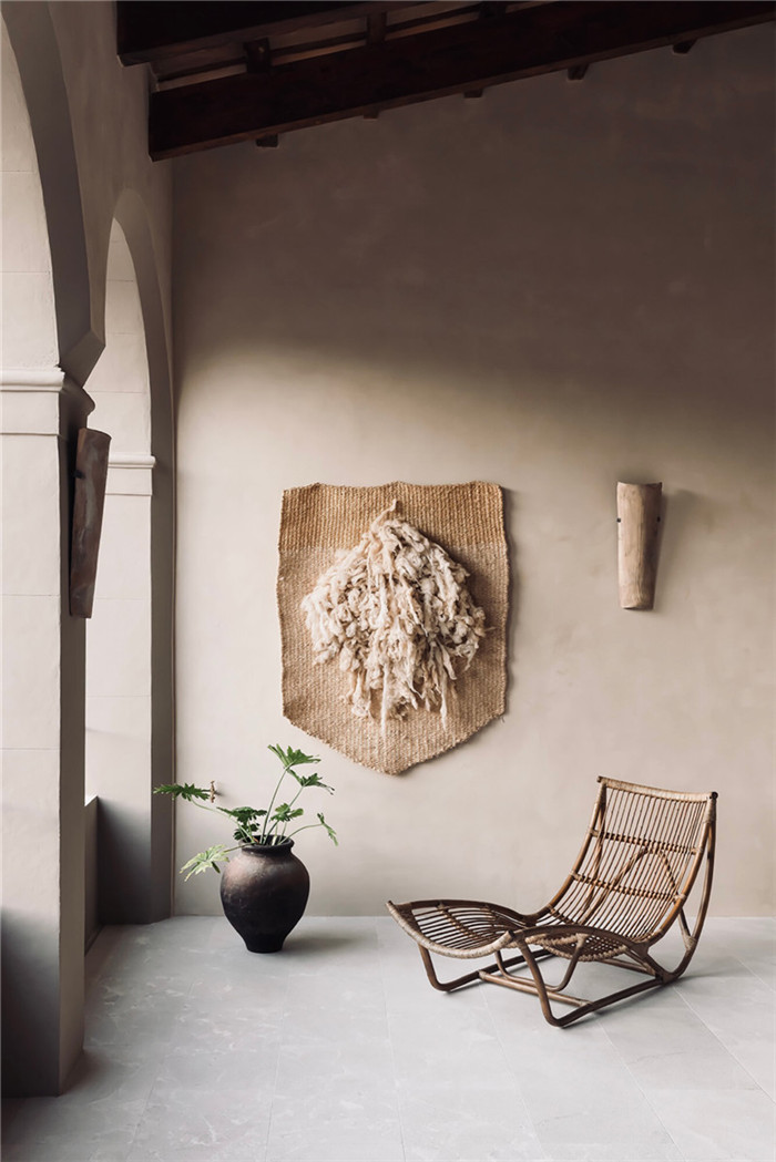 寧靜質(zhì)樸的詫寂風(fēng)精品民宿改造設(shè)計(jì)案例