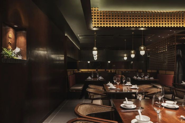 天成川菜館餐廳設(shè)計(jì)