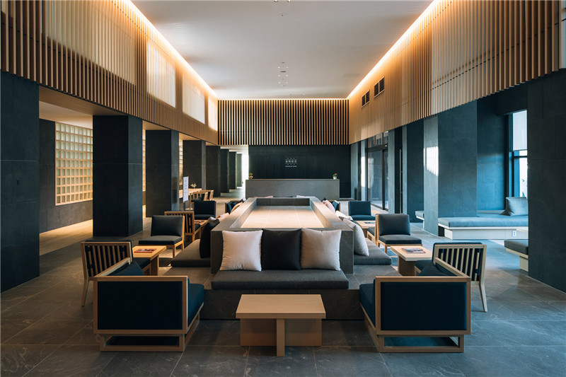 現(xiàn)代簡約風(fēng)Seolhaeone溫泉度假酒店設(shè)計賞析