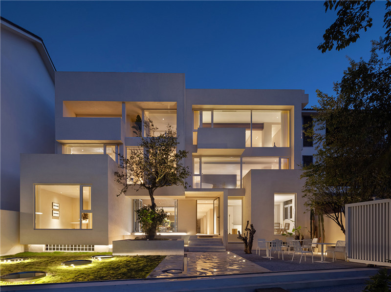 鄭州民宿設計公司推薦白平衡藝術民宿設計案例