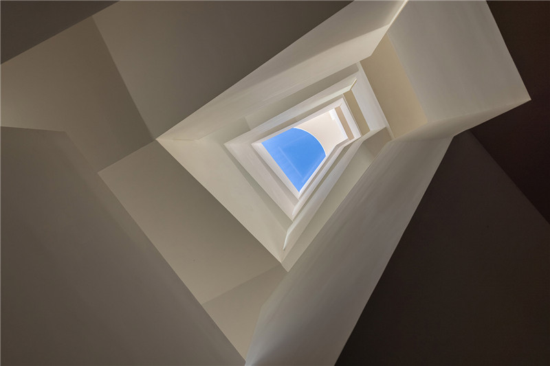 鄭州民宿設計公司推薦白平衡藝術民宿設計案例