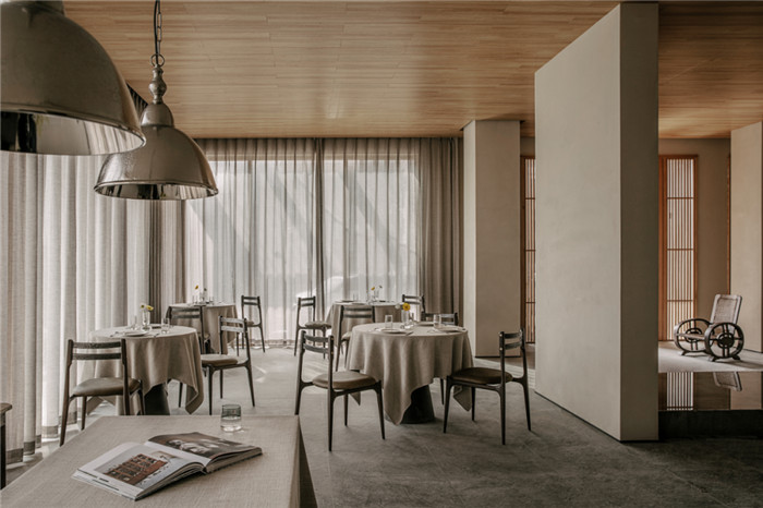 民宅改造民宿  慢方舍詫寂風(fēng)民宿酒店設(shè)計(jì)賞析