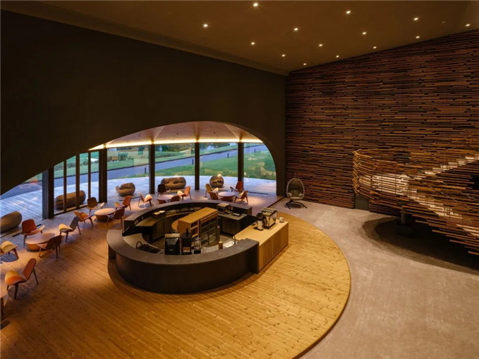 日本The Raysum溫泉度假酒店設(shè)計案例賞析