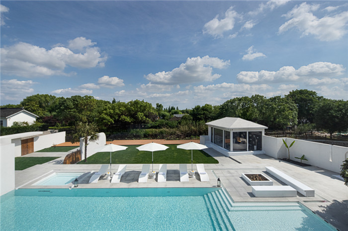 下面就跟隨勃朗設(shè)計(jì)小編一起來欣賞如馬爾代夫般太湖呼夢集度假酒店設(shè)計(jì)案例！