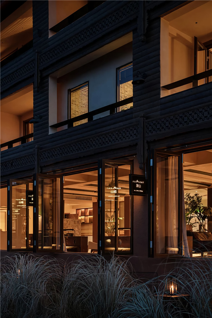 云南麗江瀘沽湖秋山酒店設(shè)計(jì)案例