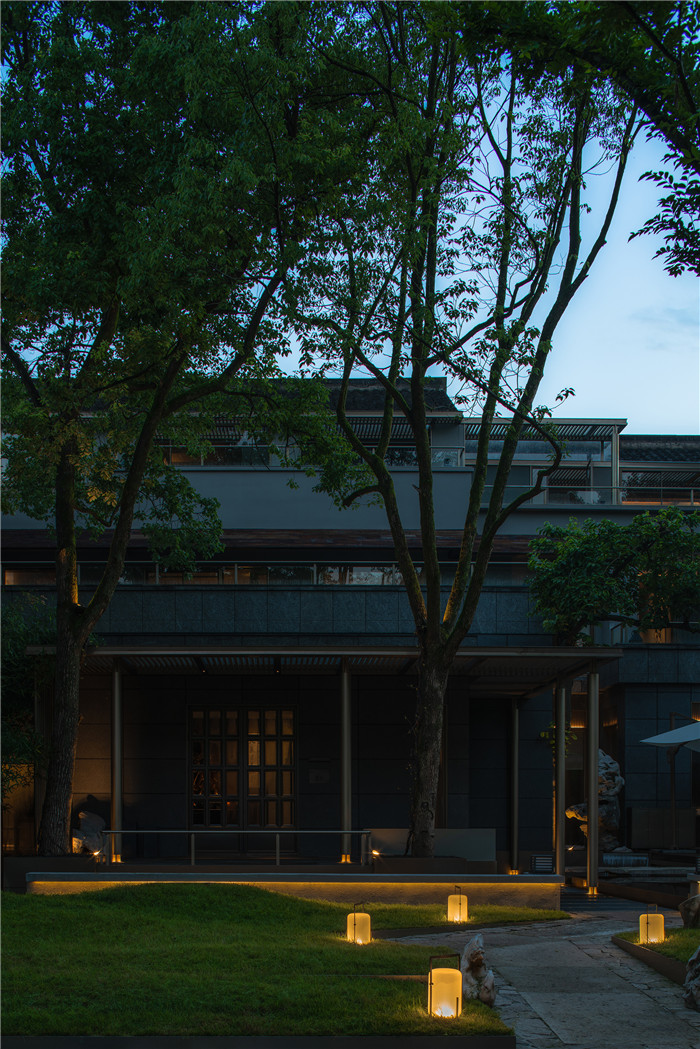 西湖邊上的民國風私宴——隱外餐廳設計