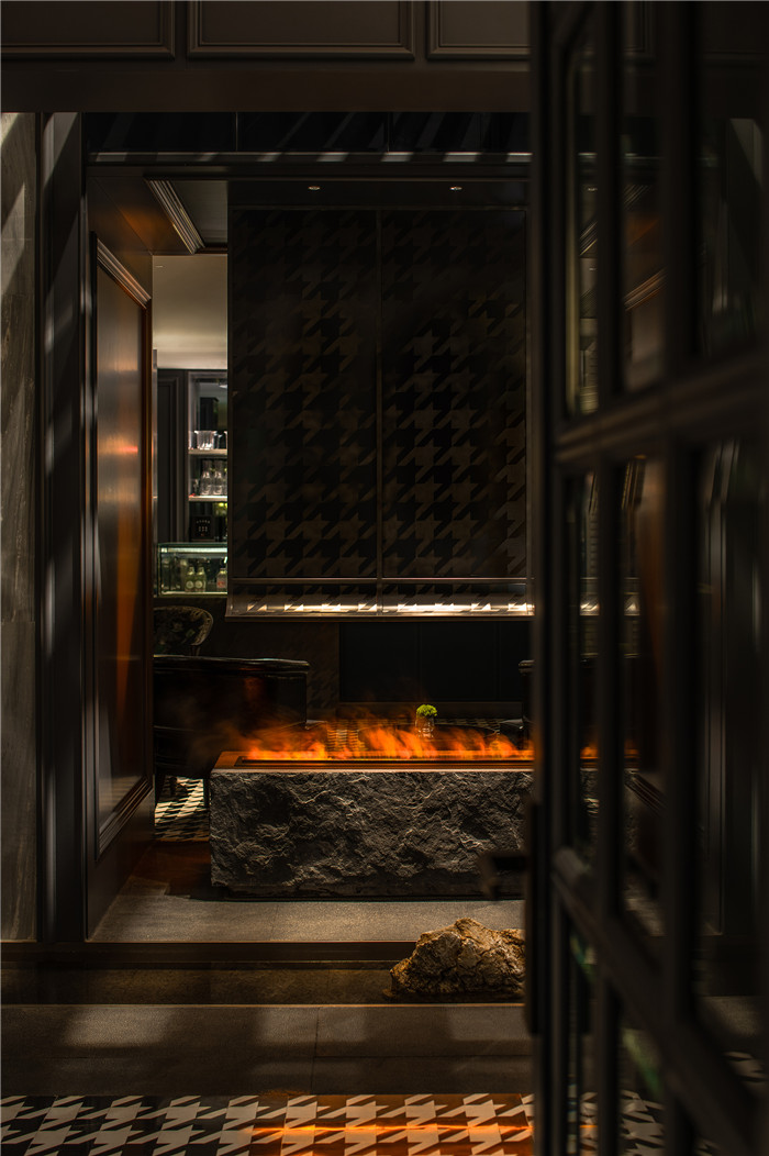 西湖邊上的民國風私宴——隱外餐廳設計