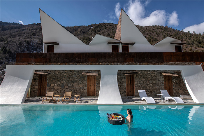 四川RGB雅拉野奢溫泉度假酒店設計