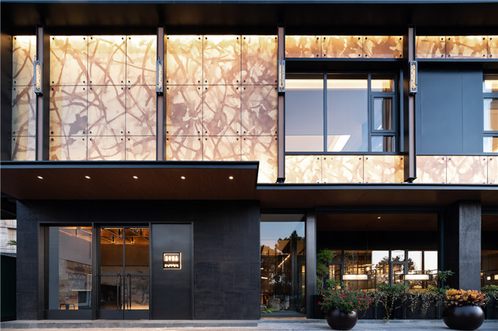 東方美學  揚州滋奇臻品淮揚火鍋店設(shè)計案例