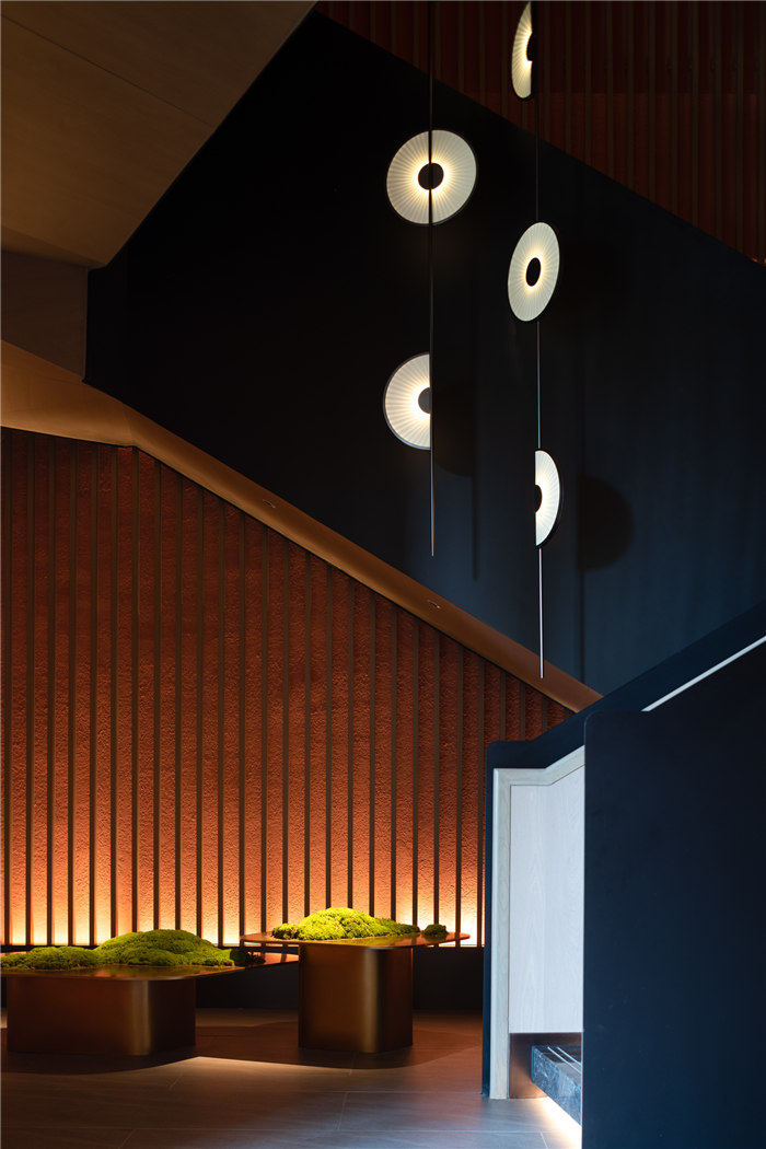 東方美學  揚州滋奇臻品淮揚火鍋店設(shè)計案例