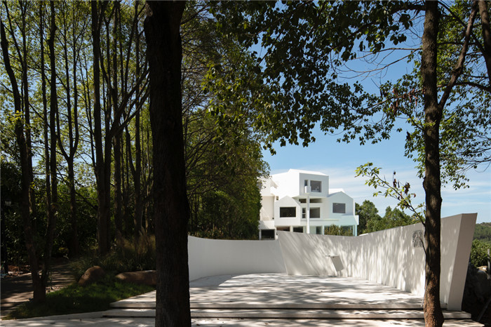 極簡純白  米窩設(shè)計(jì)師酒店設(shè)計(jì)賞析