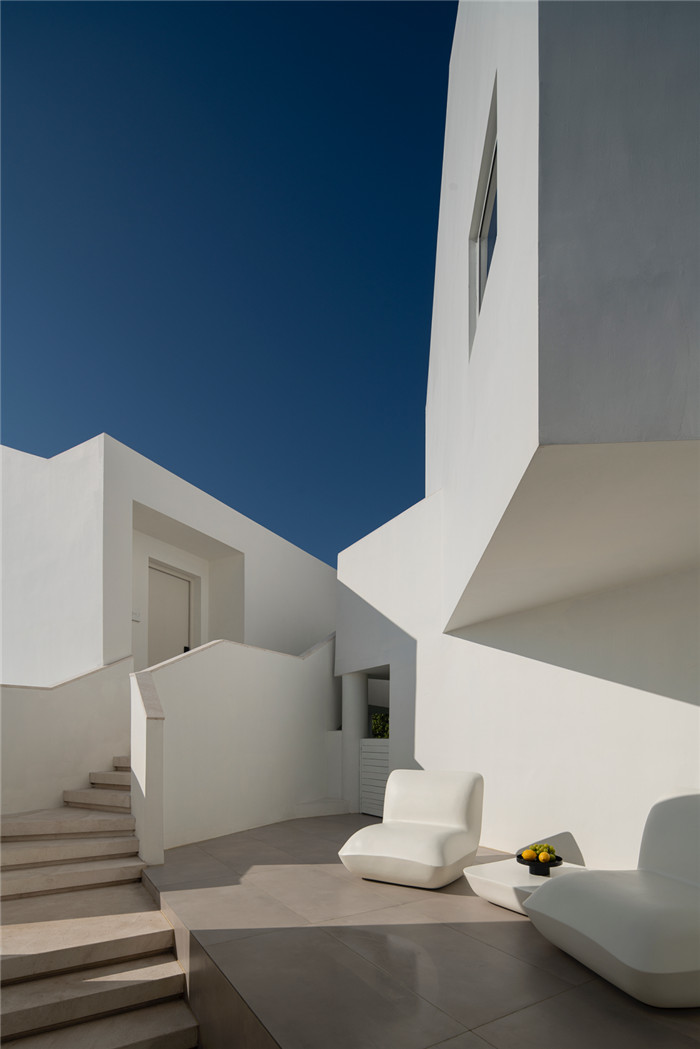 極簡純白  米窩設(shè)計(jì)師酒店設(shè)計(jì)賞析