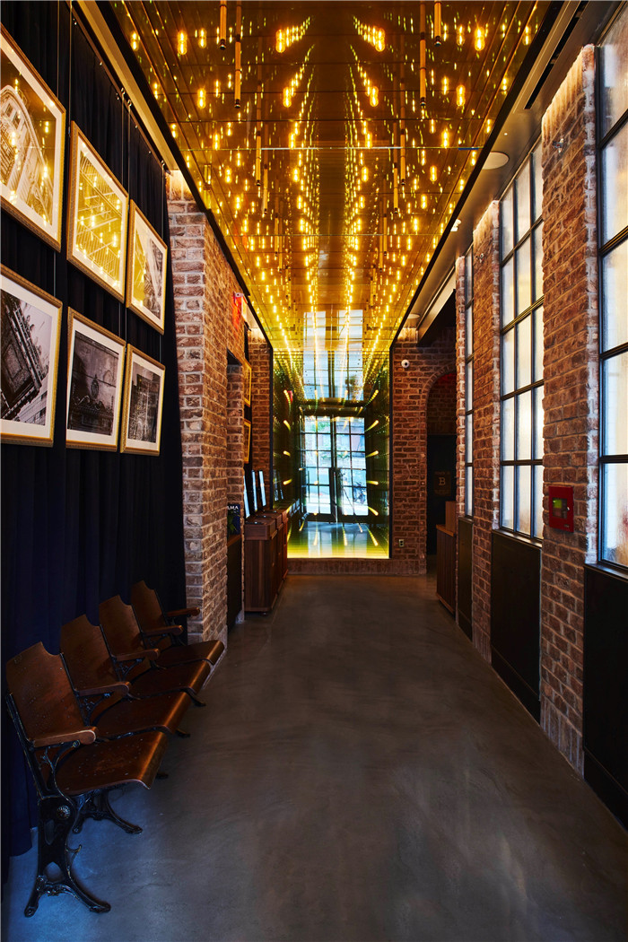 以百老匯為主題的Civilian復(fù)古風酒店設(shè)計