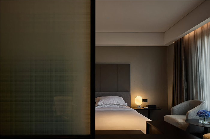 三亞A-hotel   簡約藝術(shù)的年輕化酒店設計賞析  