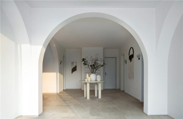 優(yōu)雅度假  蜜悅·藍(lán)白圣島懸崖泡池民宿酒店設(shè)計(jì)