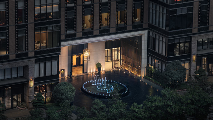 東方情懷國際審美  成都新榮記餐廳設計賞析