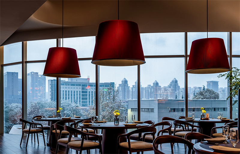 高端辦公商務(wù)區(qū)里的烤鴨店中餐廳設(shè)計方案