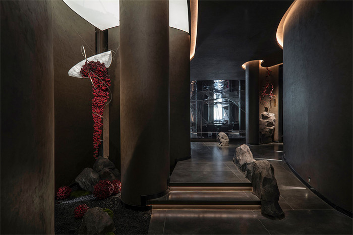 現(xiàn)代游園藝術(shù)  杭州西湖塔宴中餐廳設(shè)計賞析