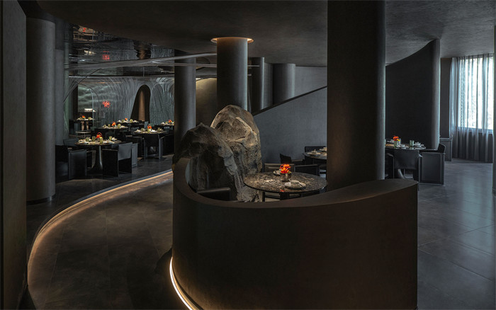 現(xiàn)代游園藝術(shù)  杭州西湖塔宴中餐廳設(shè)計賞析