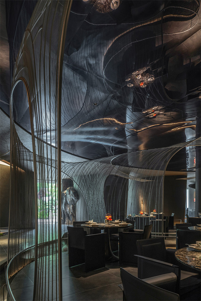 現(xiàn)代游園藝術(shù)  杭州西湖塔宴中餐廳設(shè)計賞析