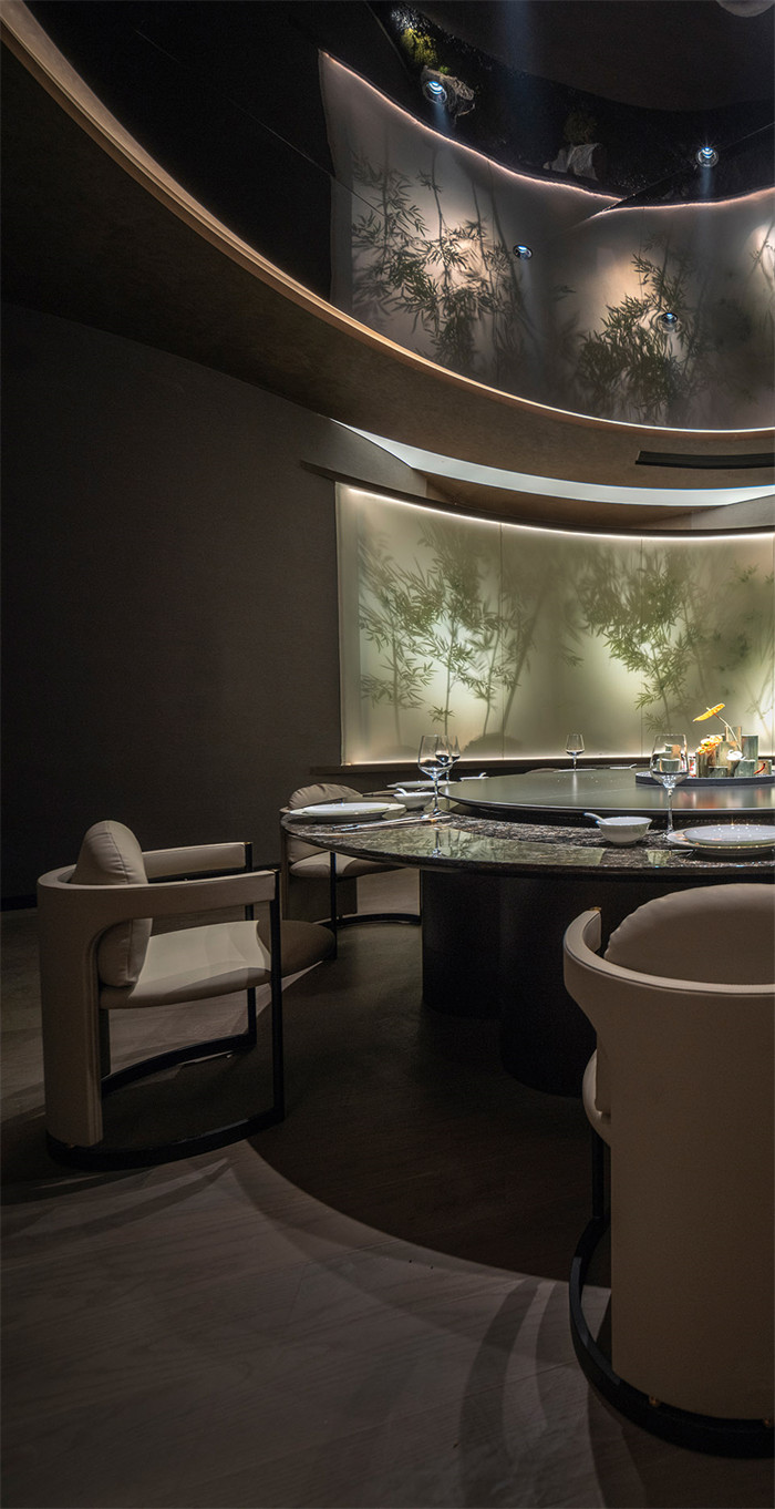 現(xiàn)代游園藝術(shù)  杭州西湖塔宴中餐廳設(shè)計賞析