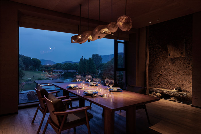 東方美學(xué)  龍吟山房新自然主義餐飲設(shè)計案例