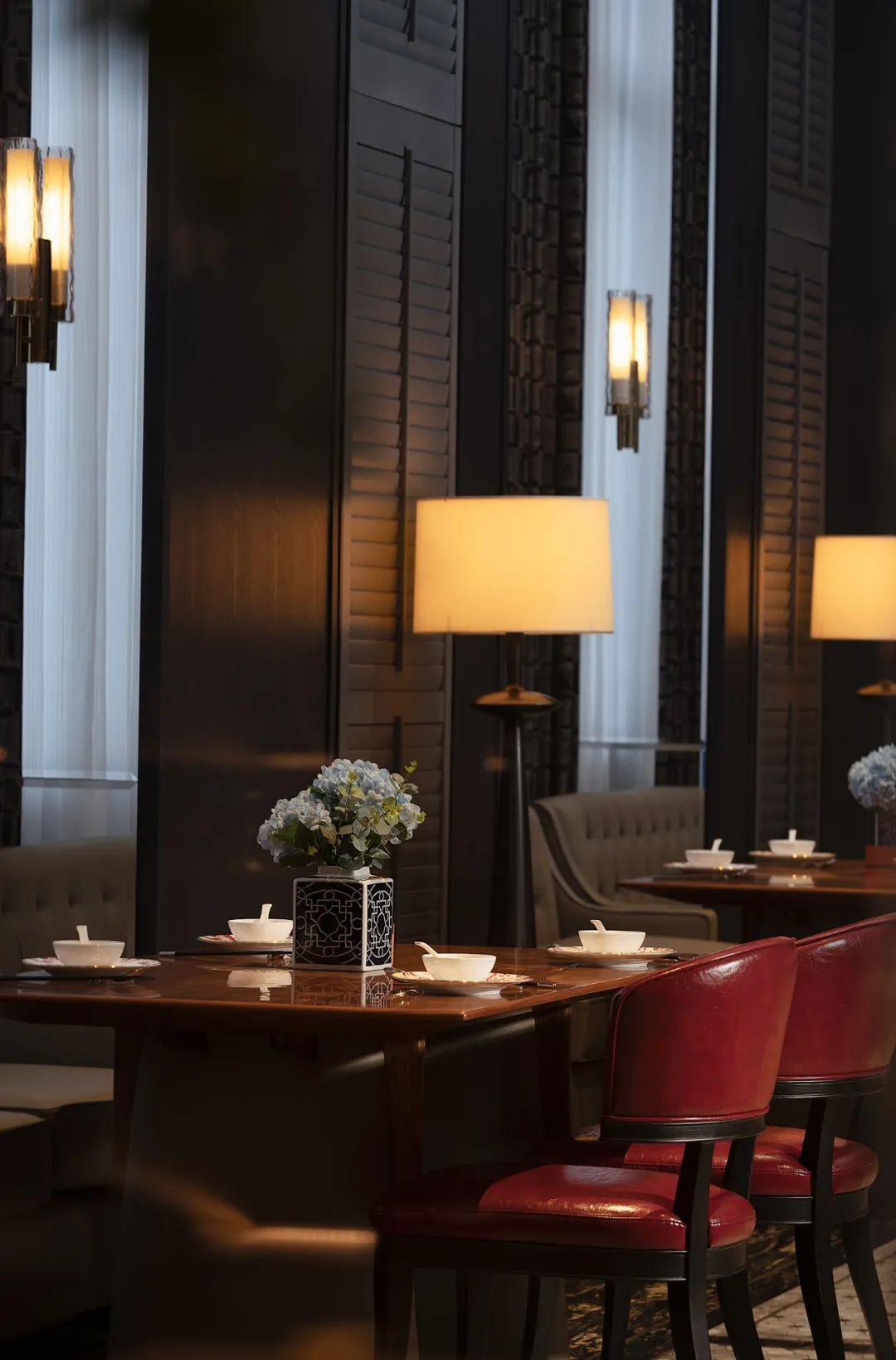 以家宴為核心的杭州印湖璽臨軒餐廳設(shè)計(jì)