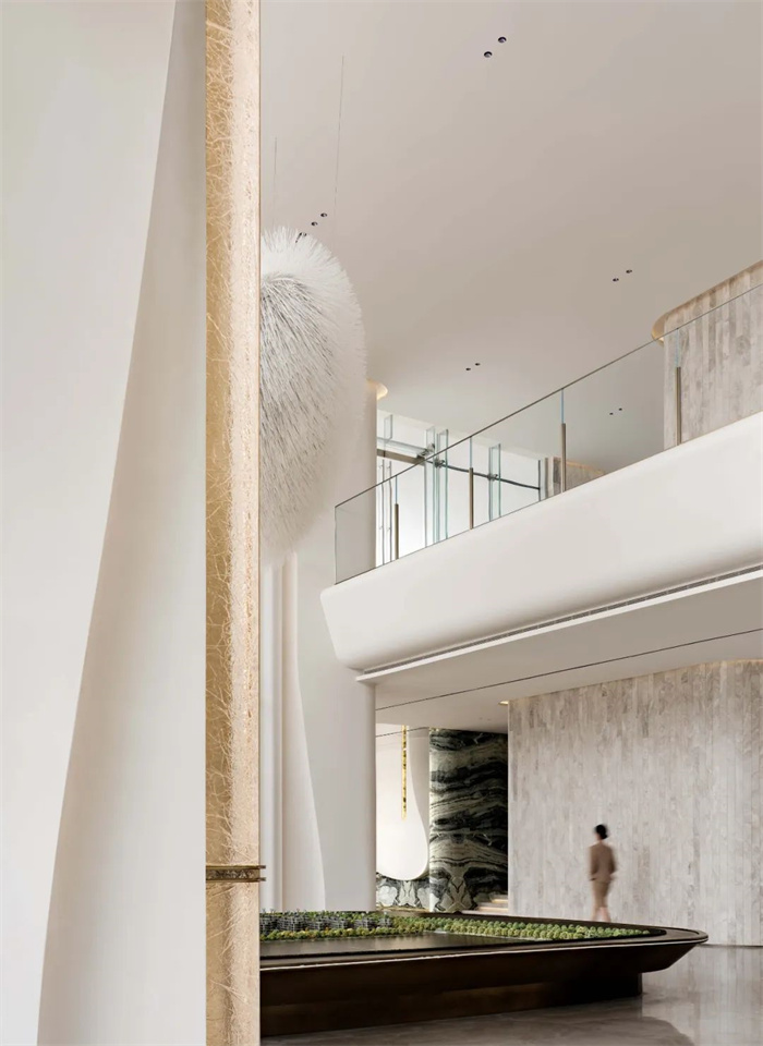 現(xiàn)代奢華  無錫奧體潮鳴售樓部兼會所設(shè)計(jì)