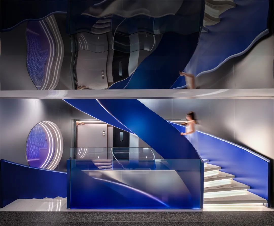 年輕時尚藝術(shù) 42°溫泉生活館設(shè)計案例