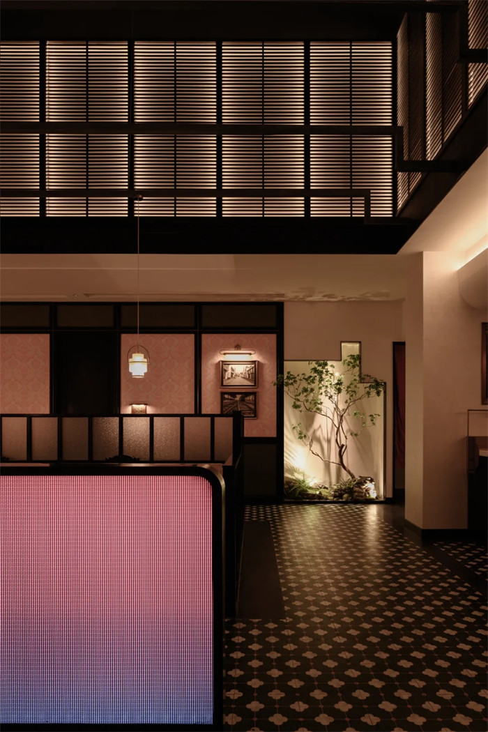 海派優(yōu)雅見東方  江蘇南京玉芙蓉餐廳設(shè)計(jì)