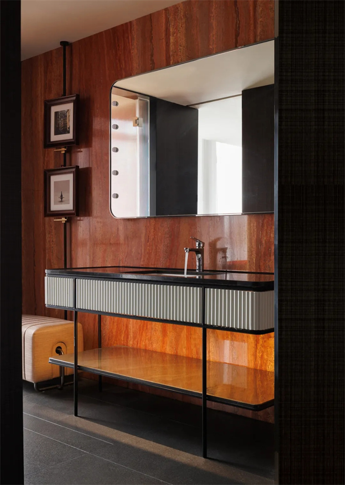 盜夢空間主題   浙江金華良幕精品酒店設(shè)計