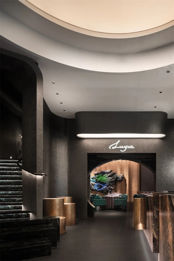 成都麓月·創(chuàng)藝新川味特色中餐廳設計