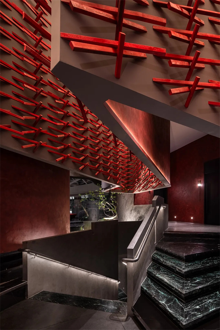 成都麓月·創(chuàng)藝新川味特色中餐廳設計