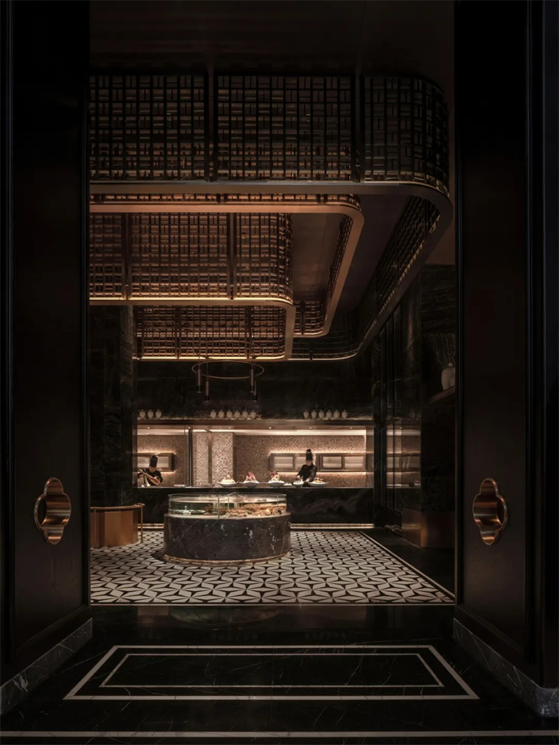 中西合璧  沈陽麗雅臻爐高端商務(wù)餐廳設(shè)計(jì)