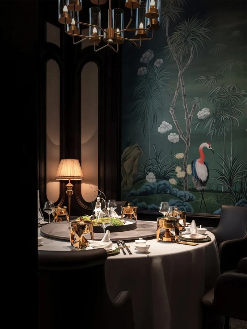 中西合璧  沈陽麗雅臻爐高端商務(wù)餐廳設(shè)計(jì)