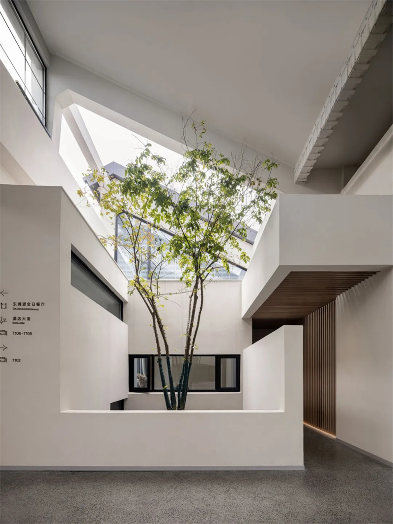 老工廠改造  上海崇明島光明東灘源酒店設(shè)計案例