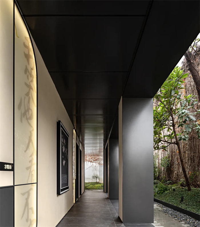 園林式酒店設(shè)計(jì)   蘇州有熊觀前街店設(shè)計(jì)