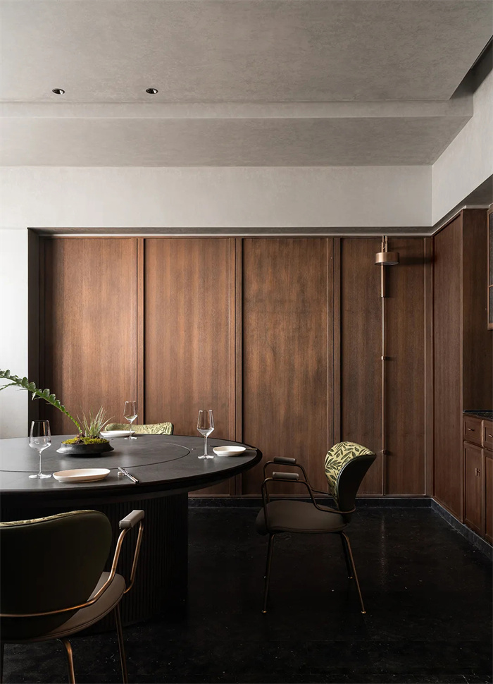 復古摩登  鼎鼎香港式火鍋店設計方案