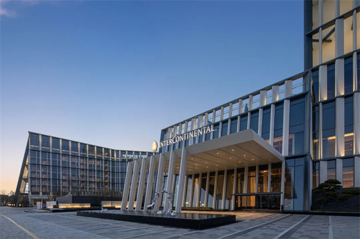 當(dāng)代藝術(shù)本土人文  無(wú)錫太湖新城洲際酒店設(shè)計(jì)