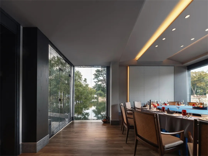 江南雅韻現(xiàn)代國(guó)風(fēng)  蘇州讒遇江南中餐廳設(shè)計(jì)