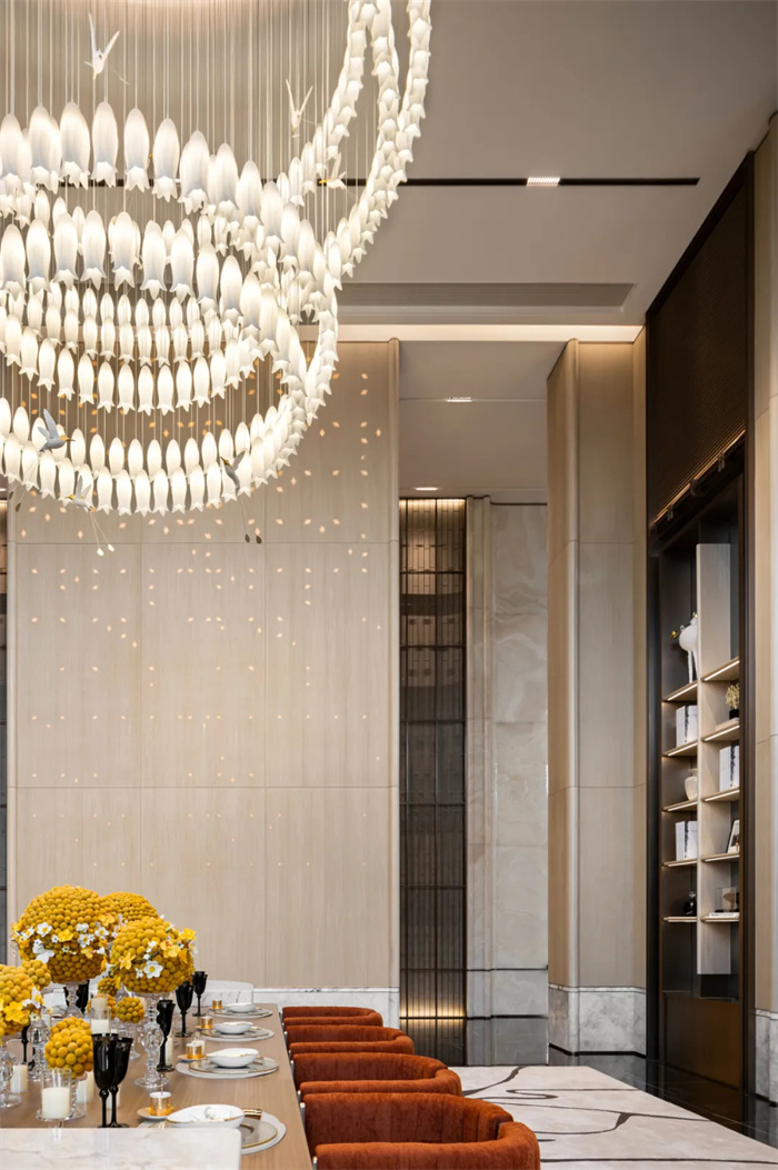 現(xiàn)代奢華   杭州世紀(jì)國泰中心銷售會所設(shè)計(jì)