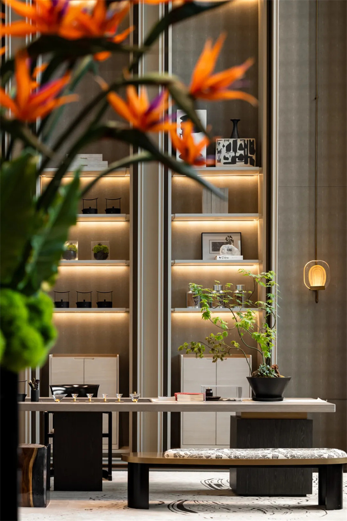 現(xiàn)代奢華   杭州世紀(jì)國泰中心銷售會所設(shè)計(jì)