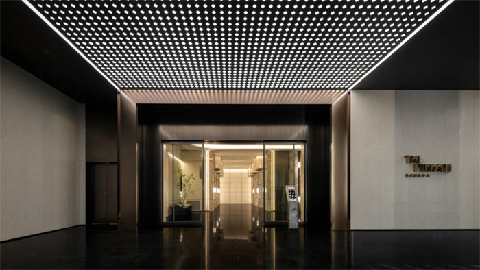 現(xiàn)代奢華   杭州世紀(jì)國泰中心銷售會所設(shè)計(jì)