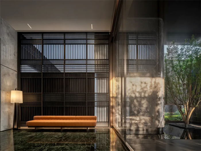 現(xiàn)代東方  鄭州美盛金水印二期業(yè)主會所設(shè)計(jì)