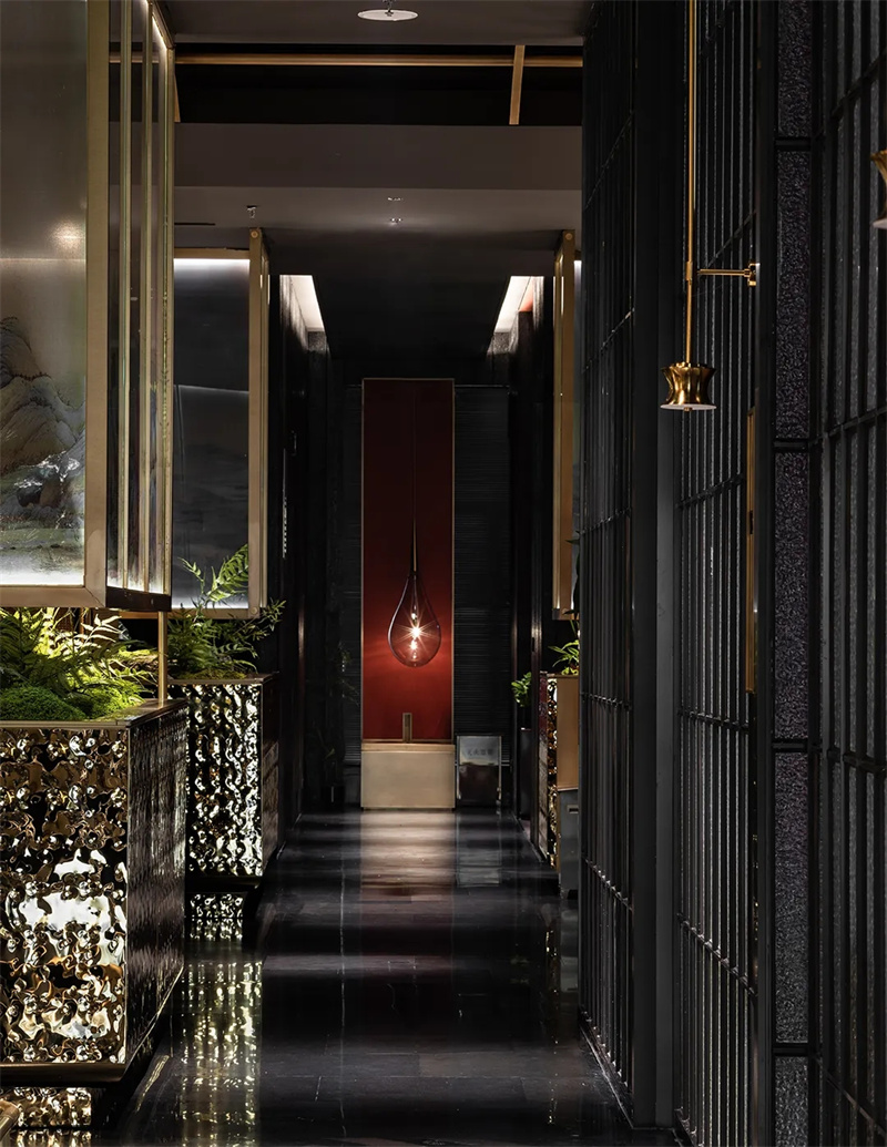 東方奢華  品頤高端養(yǎng)生火鍋餐廳設(shè)計(jì)案例