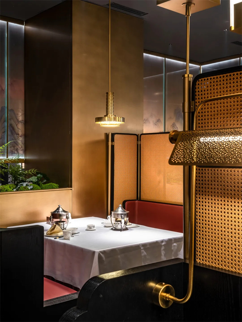 東方奢華  品頤高端養(yǎng)生火鍋餐廳設(shè)計(jì)案例