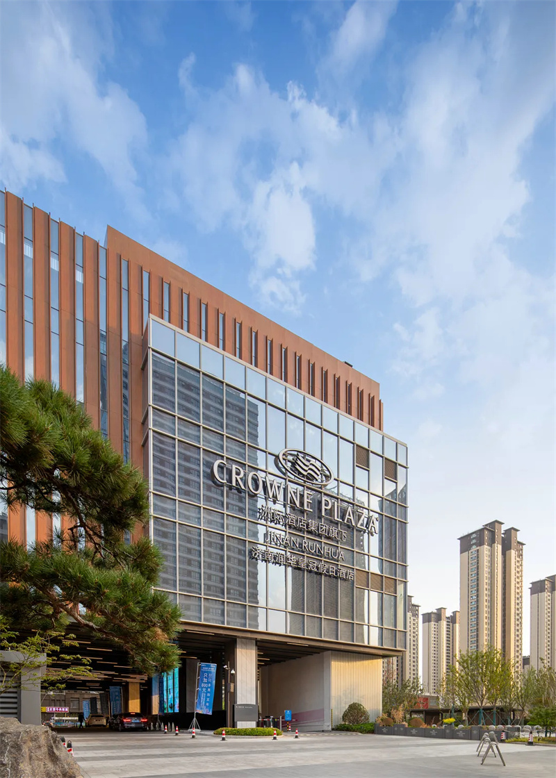 商務(wù)度假  山東濟南潤華皇冠假日星級酒店設(shè)計