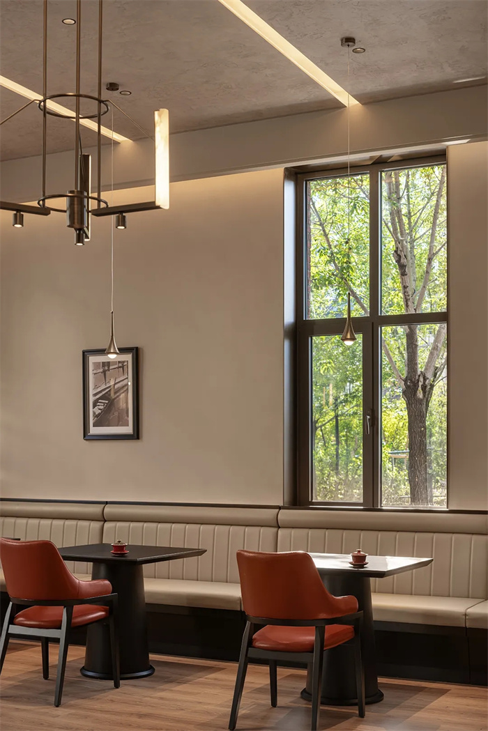 現(xiàn)代東方  遼寧大連奕景海鮮匠宴酒樓設(shè)計(jì)