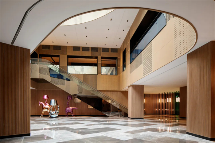 現(xiàn)代時(shí)尚潮流   北京東升萬麗酒店設(shè)計(jì)