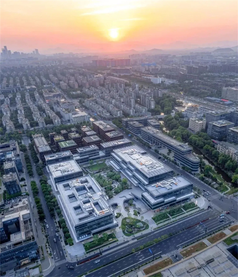 西投綠城·杭州云瀾谷 - 自然與城市共生的未來辦公設計